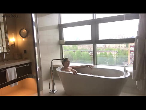 ❤️ Hiiglaslik beib kirglikult oma tussu riivimas vannitoas ❤ Pornovideo at us