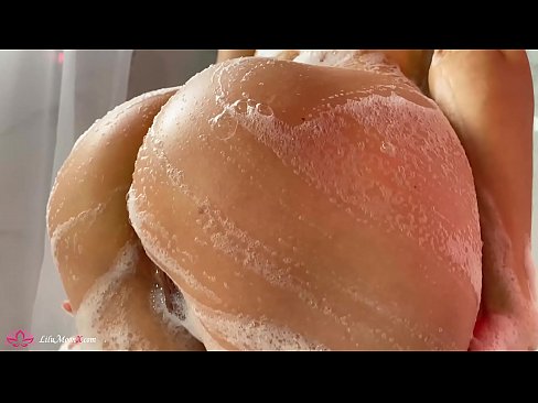 ❤️ Brünett masturbeerib tussu vibraatoriga intensiivse orgasmini duši all ❤ Pornovideo at us