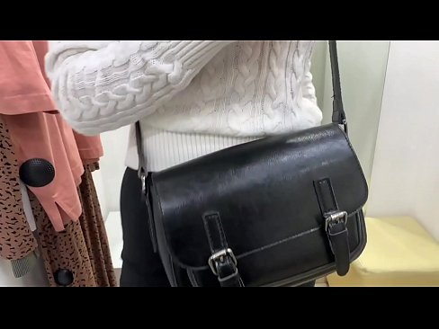 ❤️ Noore ämma FeralBerry avalik masturbeerimine dildoga riietusruumis ❤ Pornovideo at us